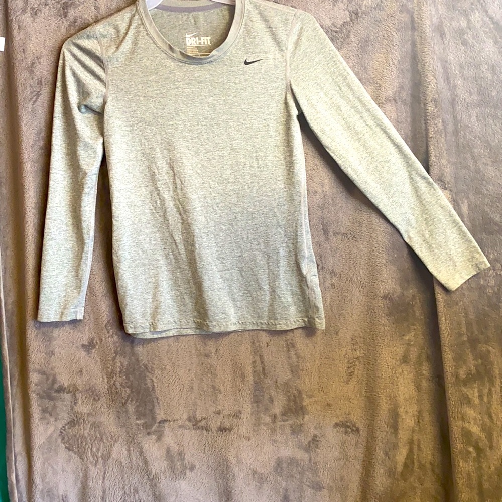 NIKE DRI-FIT